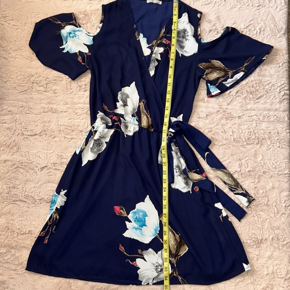 Size XS dress • Charlotte Russe - Picture 2 of 11